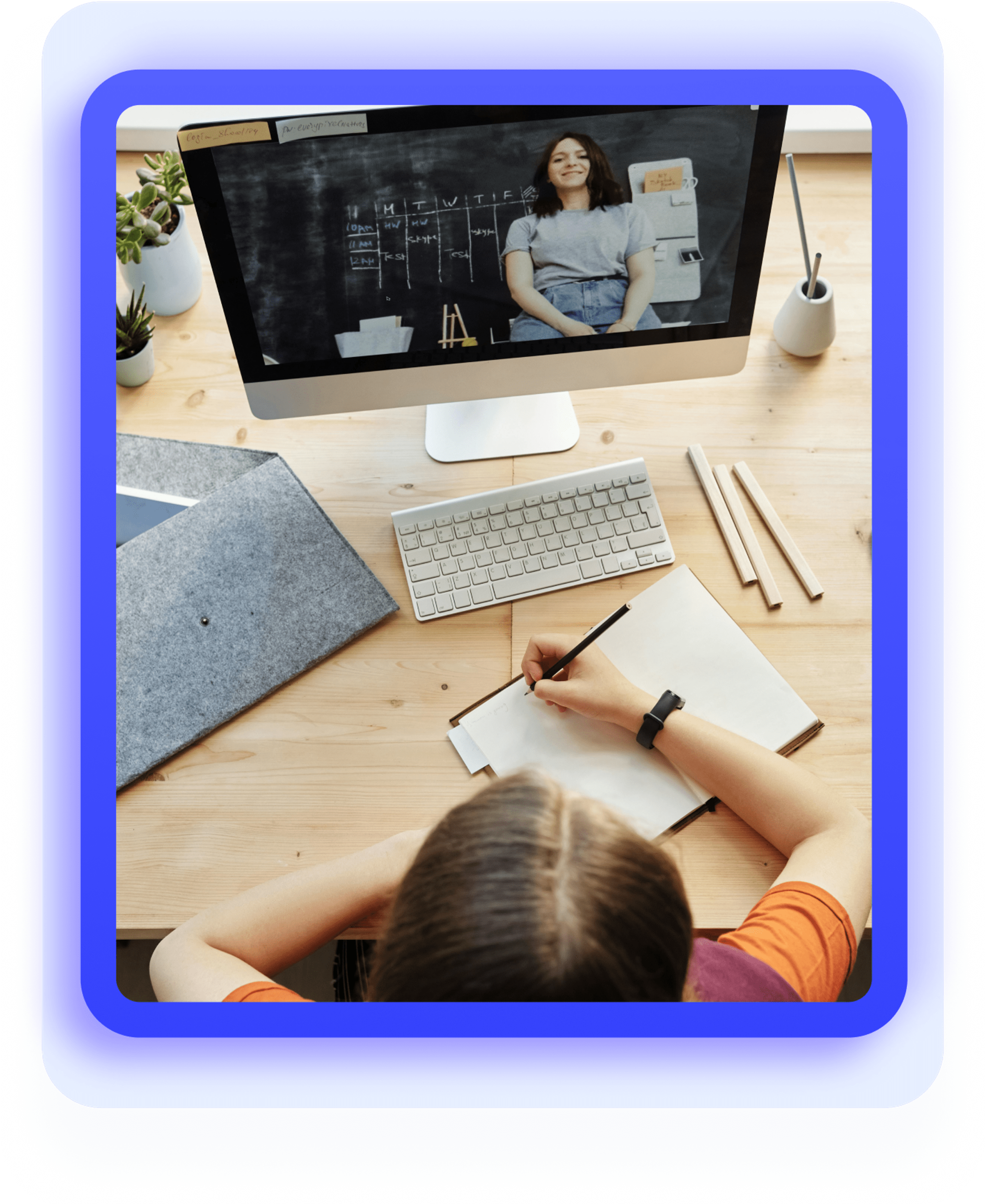 A student learning online